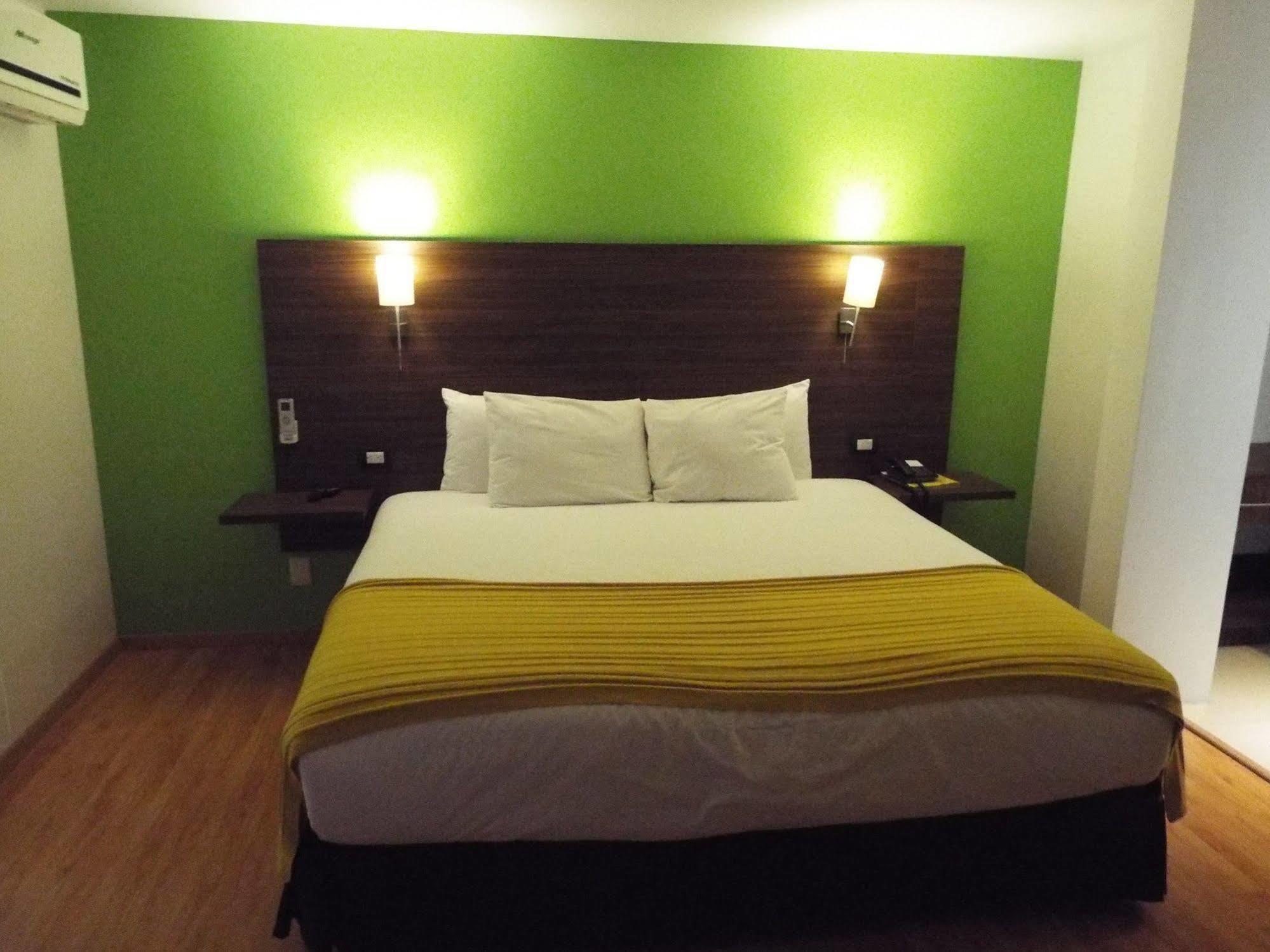 El Hotel Business Class - Zamora Centro מראה חיצוני תמונה